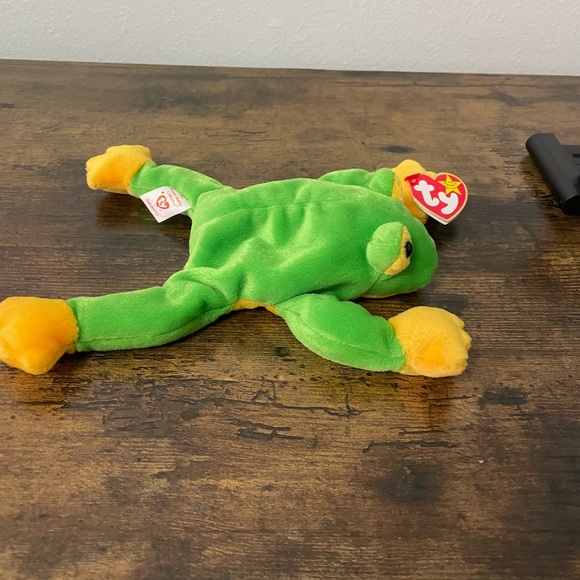 Ty Beanie Baby * Smoochy the frog * Date of birth: Oct 1 1997 * - Picture 6 of 9